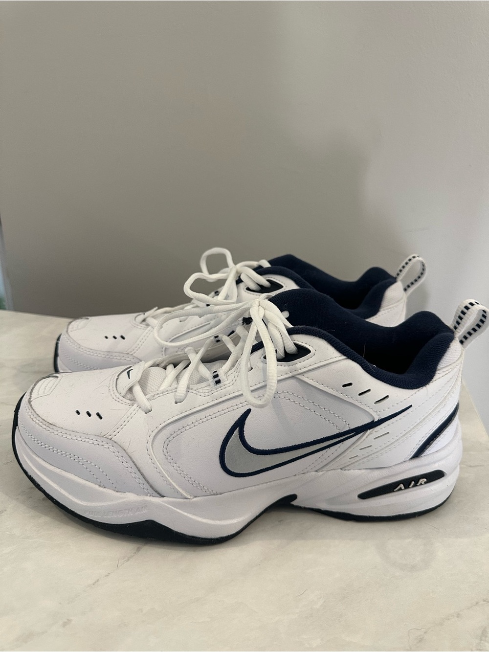 Nike Air Monarch IV Training Shoes – Size 10 Men's